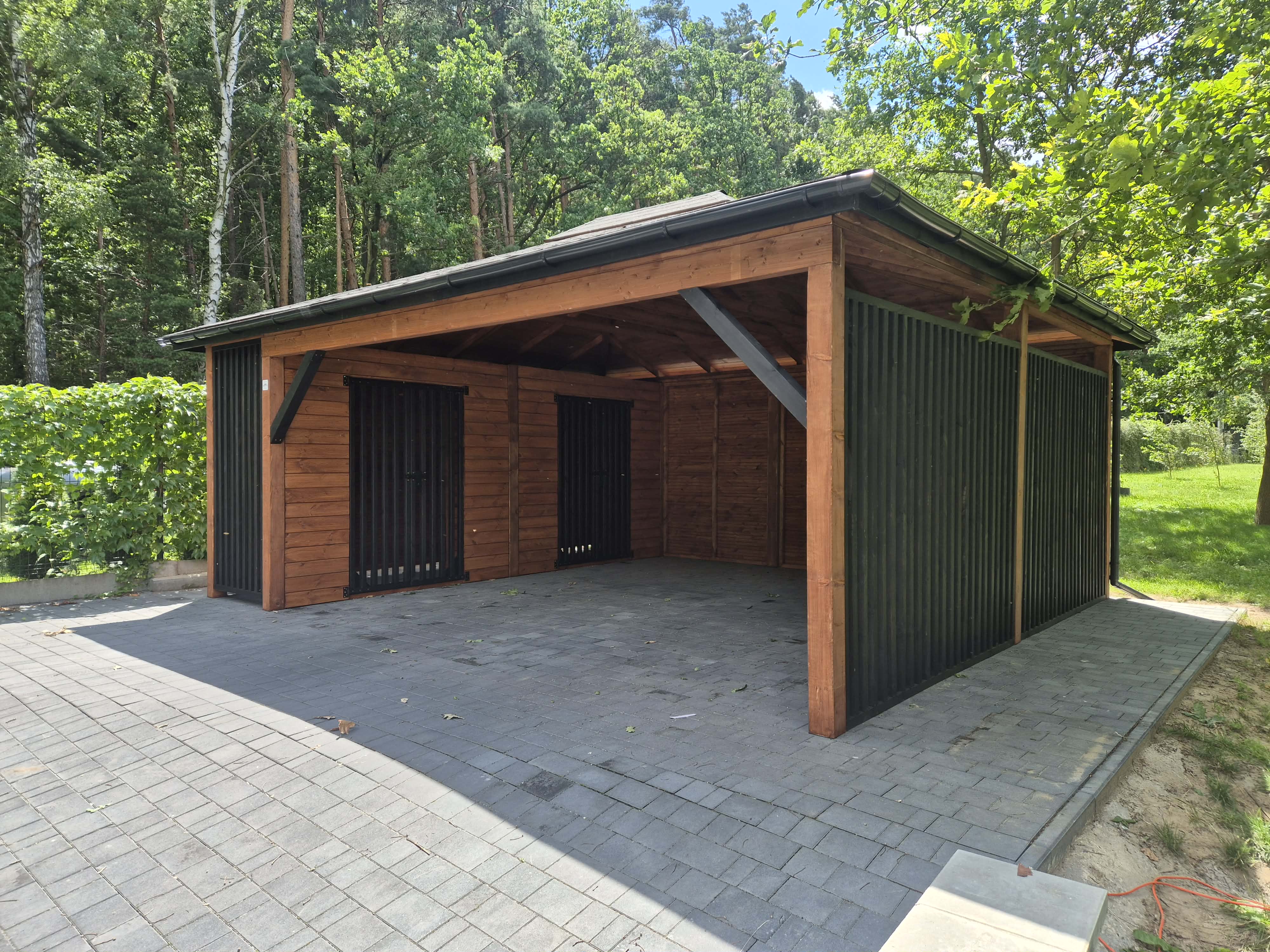 WIATA NOEMI Z POMIESZCZENIEM NA KOSZE 5x6 m — ujęcie 3