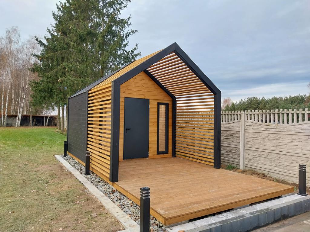 DOMEK D20 Z PERGOLĄ 5x3m — ujęcie 2