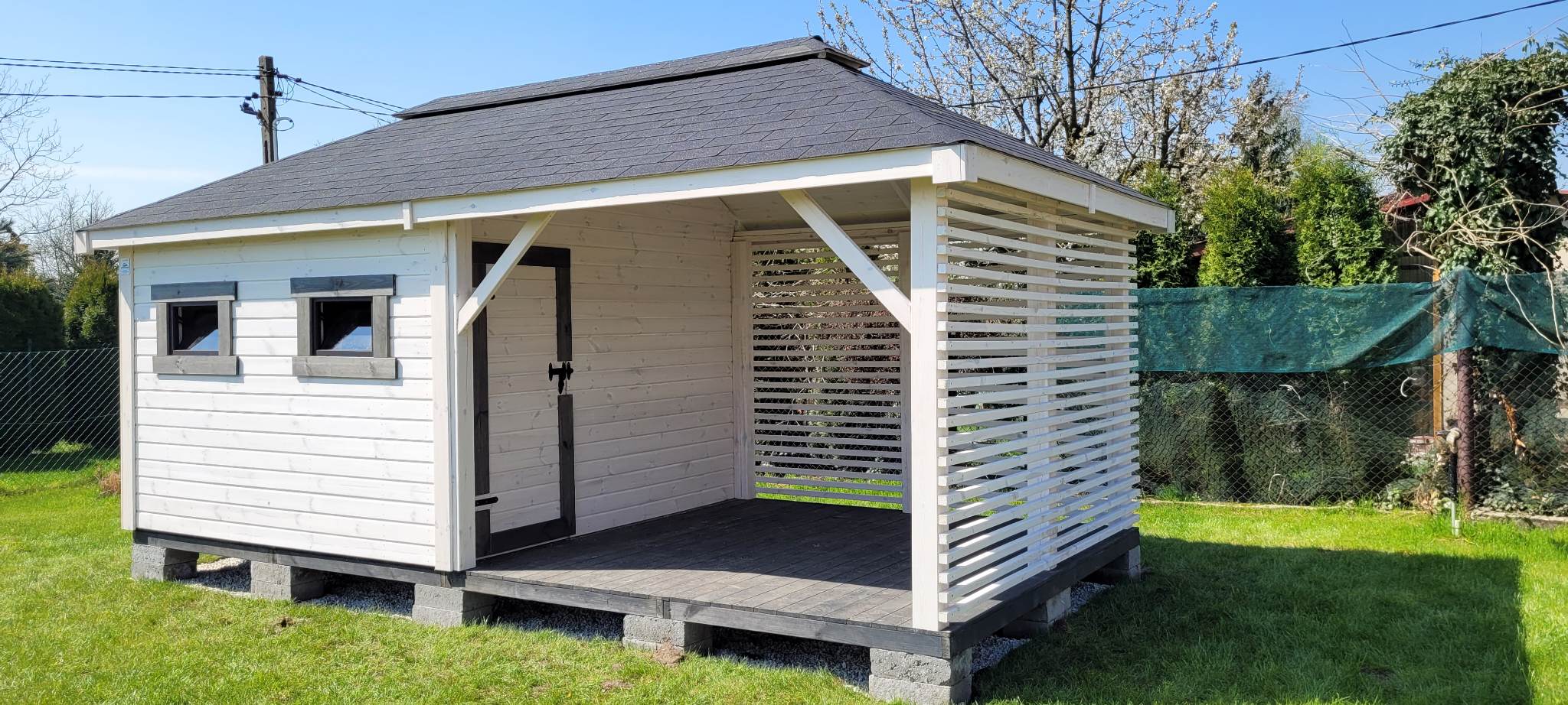 DOMEK narzędziowy DANIEL VI Z ALTANĄ 3x6m — ujęcie 3