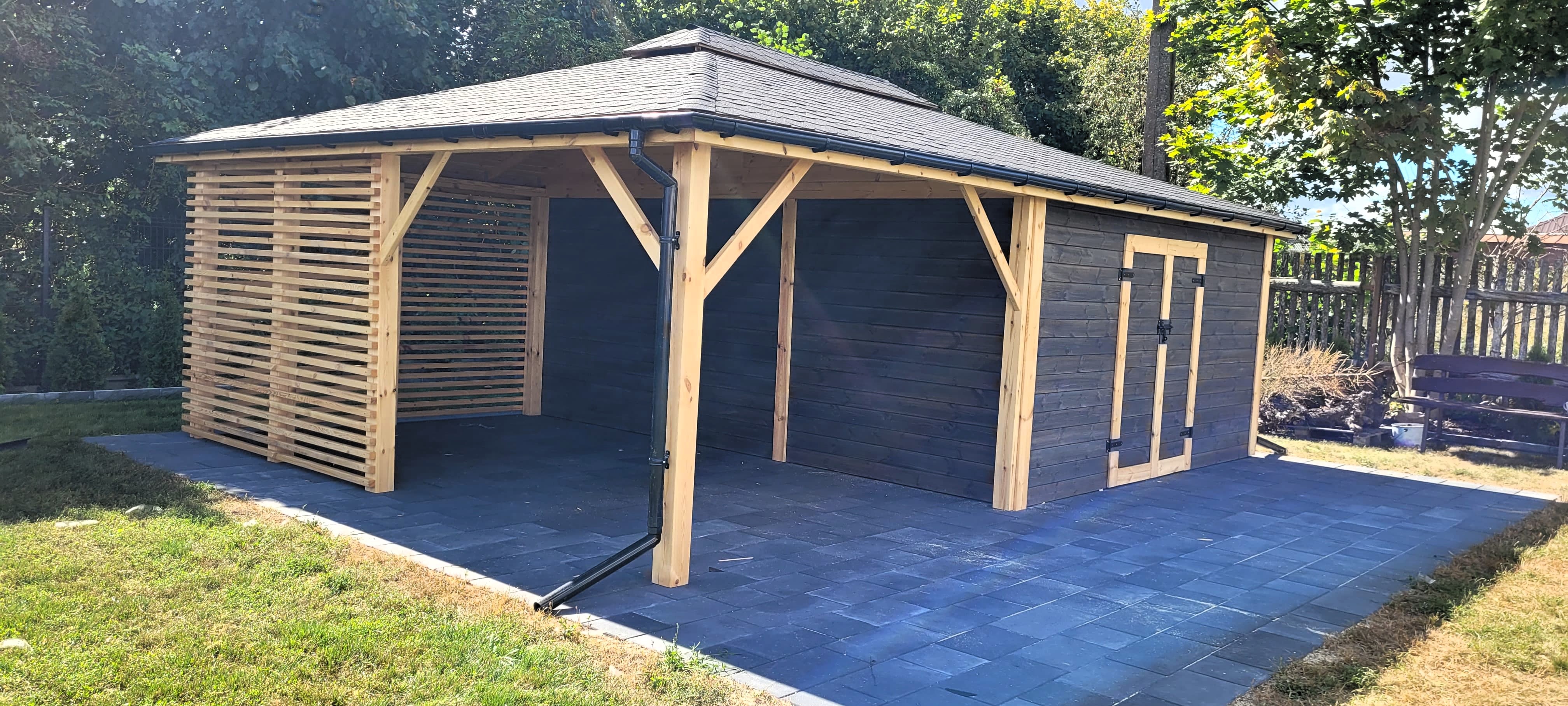 DOMEK narzędziowy DANIEL Z ALTANĄ 6x5m — ujęcie 2