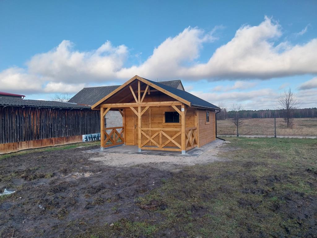 DOMEK LETNISKOWY DAREK III Z PODŁOGĄ 6x4m — ujęcie 3