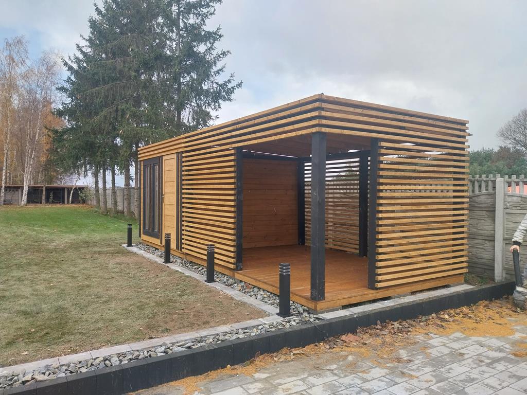 DOMEK narzędziowy Z ALTANĄ TONY 3x6m w gotowym ogrodzie
