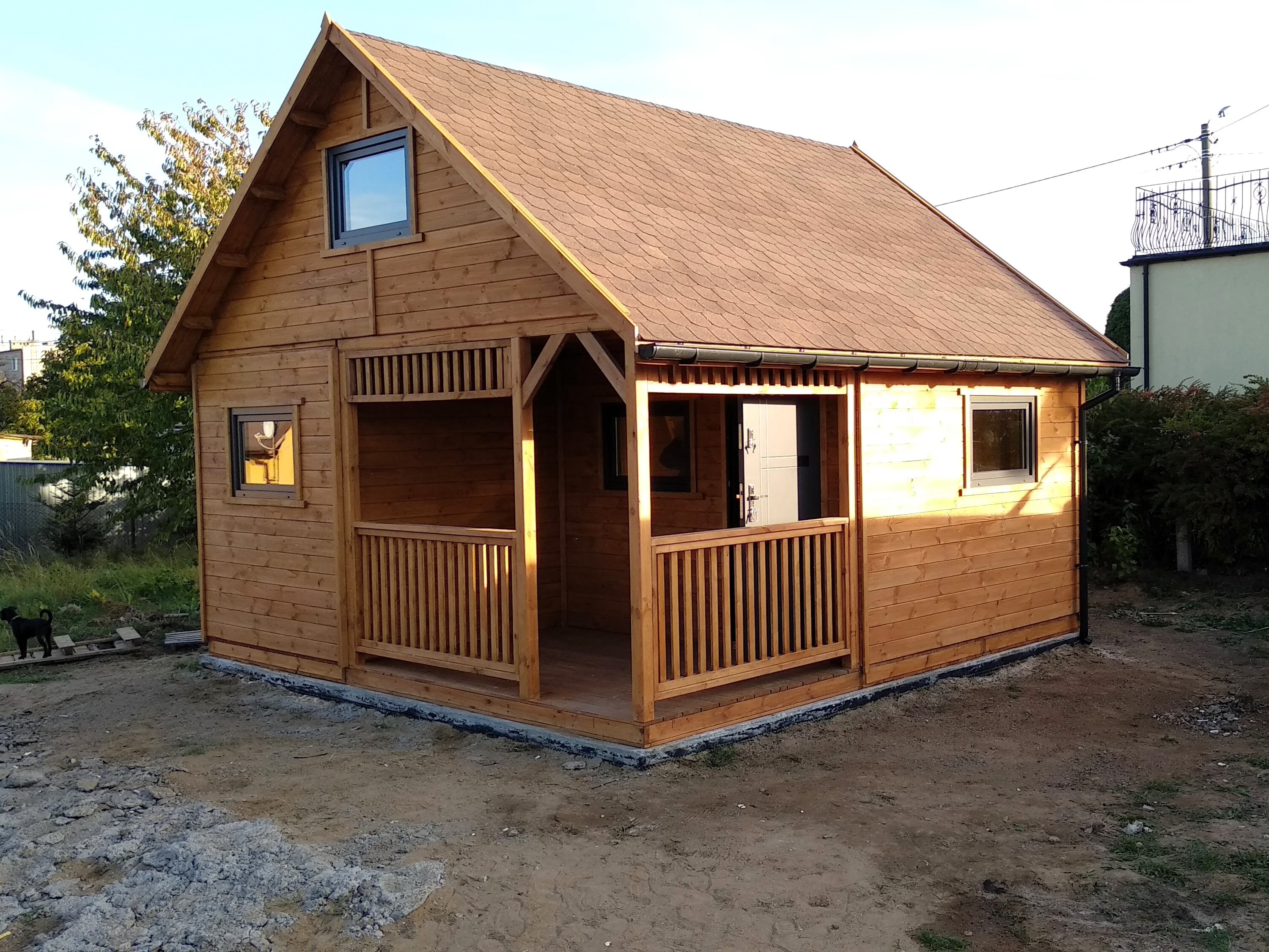 DOMEK LETNISKOWY ALEX II 5x5m w gotowym ogrodzie