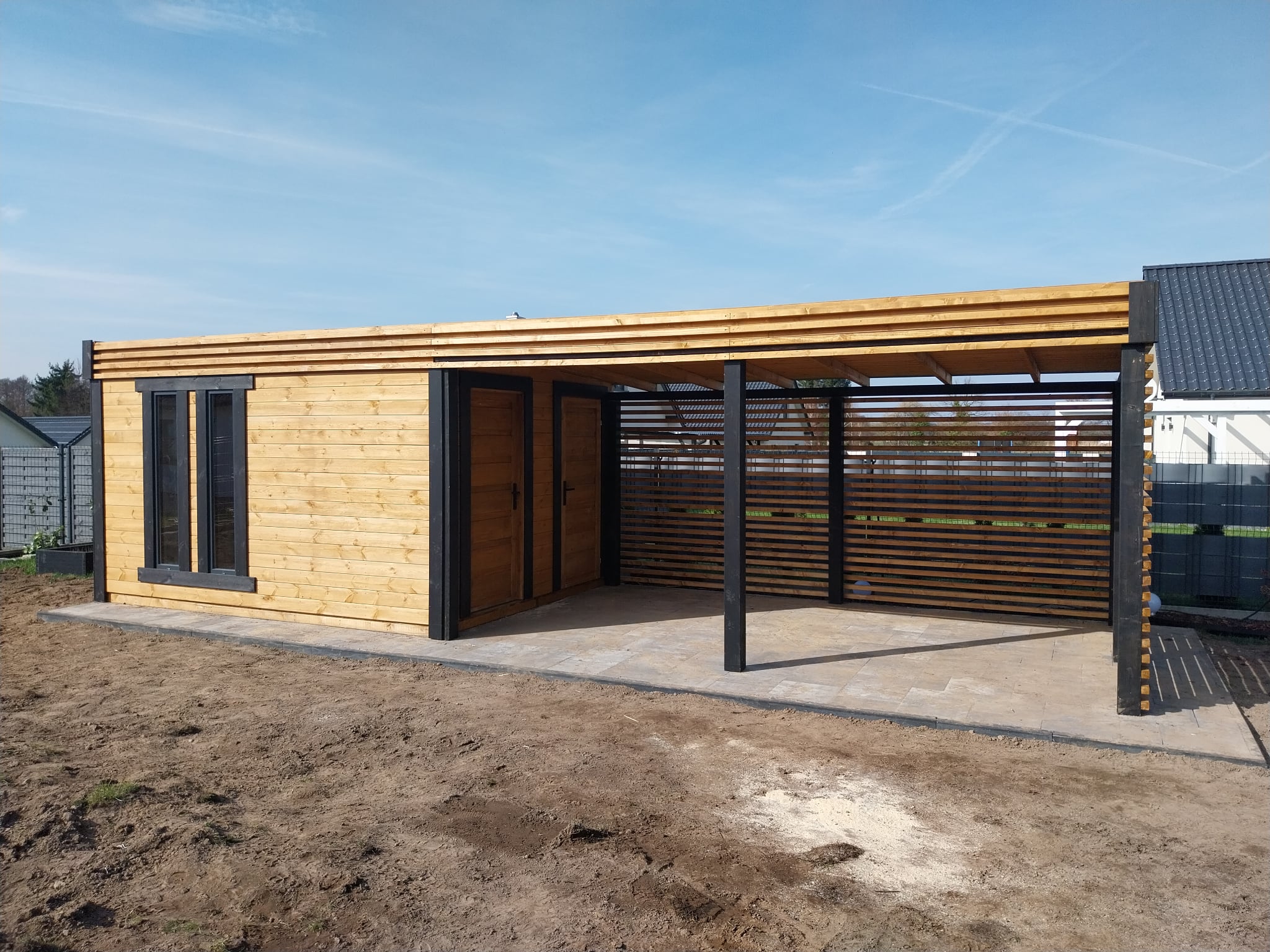 DOMEK narzędziowy Z ALTANĄ TONY II 3x9m — ujęcie 2