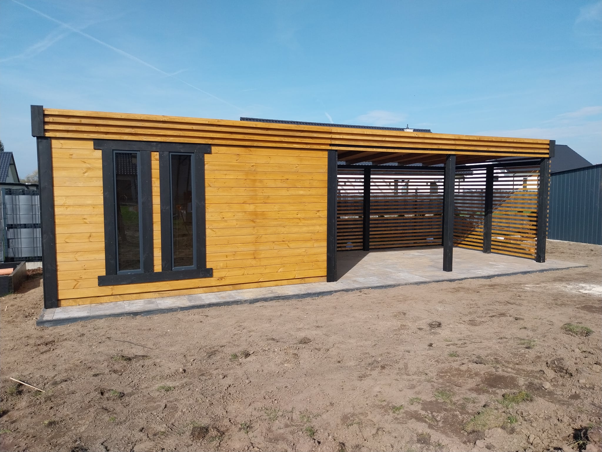 DOMEK narzędziowy Z ALTANĄ TONY II 3x9m — ujęcie 3